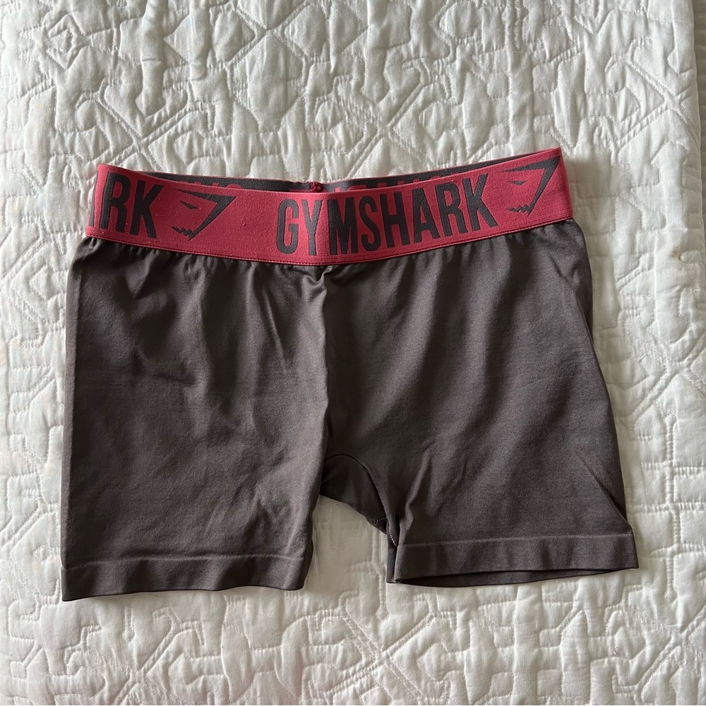 Gymshark Women’s Biker Shorts Size Small